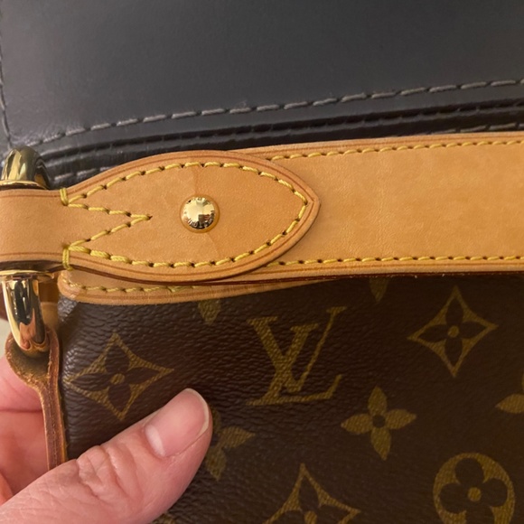 LV delightful monogram MM - Picture 9 of 16